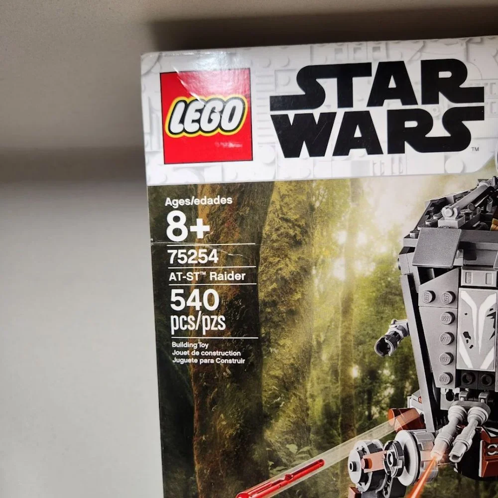 BRAND NEW LEGO Star Wars AT-ST Raider 75254 Minifigures Mandalorian 540 Pieces